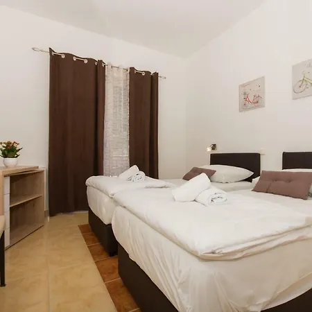 Guest house Vakans Slatine