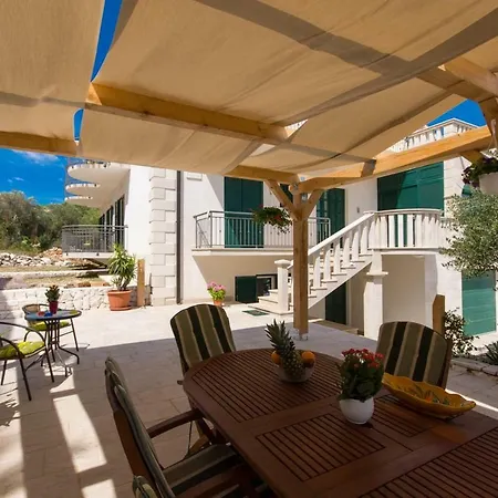 Guest house Vakans *