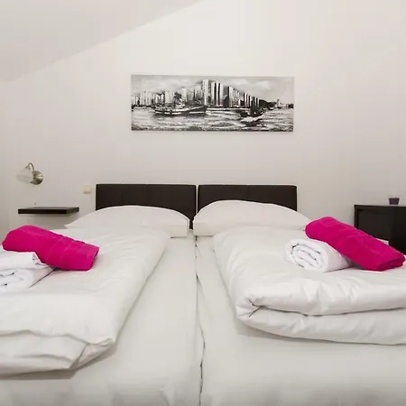 Gostinjska kuća Vakans 3*