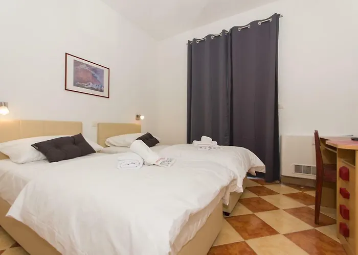 Vakans Gostinjska kuća Slatine